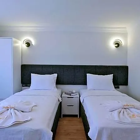 Hotel Miralya 3*